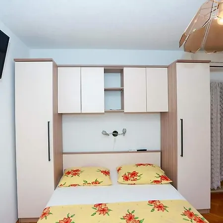 Apartamento With Parking Space Baska Voda, Makarska - 6827 *