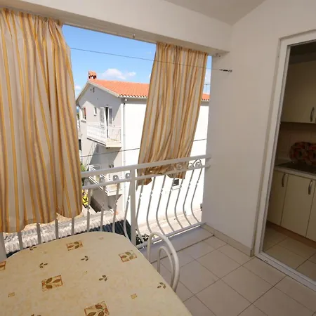 Appartement With Parking Space Baska Voda, Makarska - 6827 *